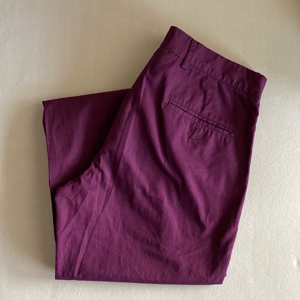 Club Monaco Plum “Davis” Slim Fit Pant 32”x 31.5”